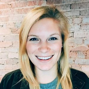 Meet your Posher, Laurel